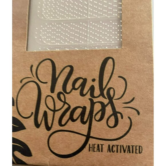 So Gloss Silver Swiss Dot Nail Wraps Heat Activated Set Of Two For Fingers & Toe - Picture 4 of 6